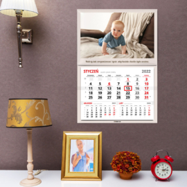 Kalendarz ze zdjęciami na ścianę